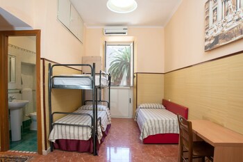 hostel legends