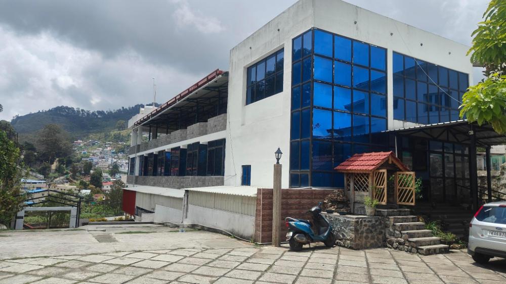 hotel vetrivel international by browntree resorts