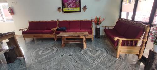 hotel vetrivel international by browntree resorts