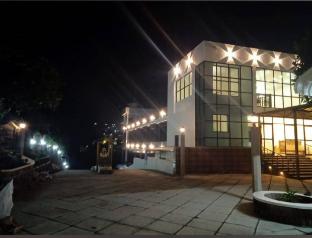 hotel vetrivel international by browntree resorts