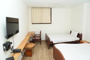 hotel vetrivel international by browntree resorts