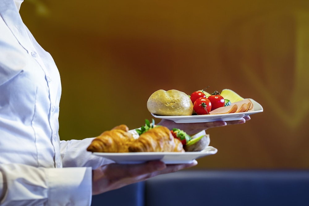 ibis warszawa ostrobramska