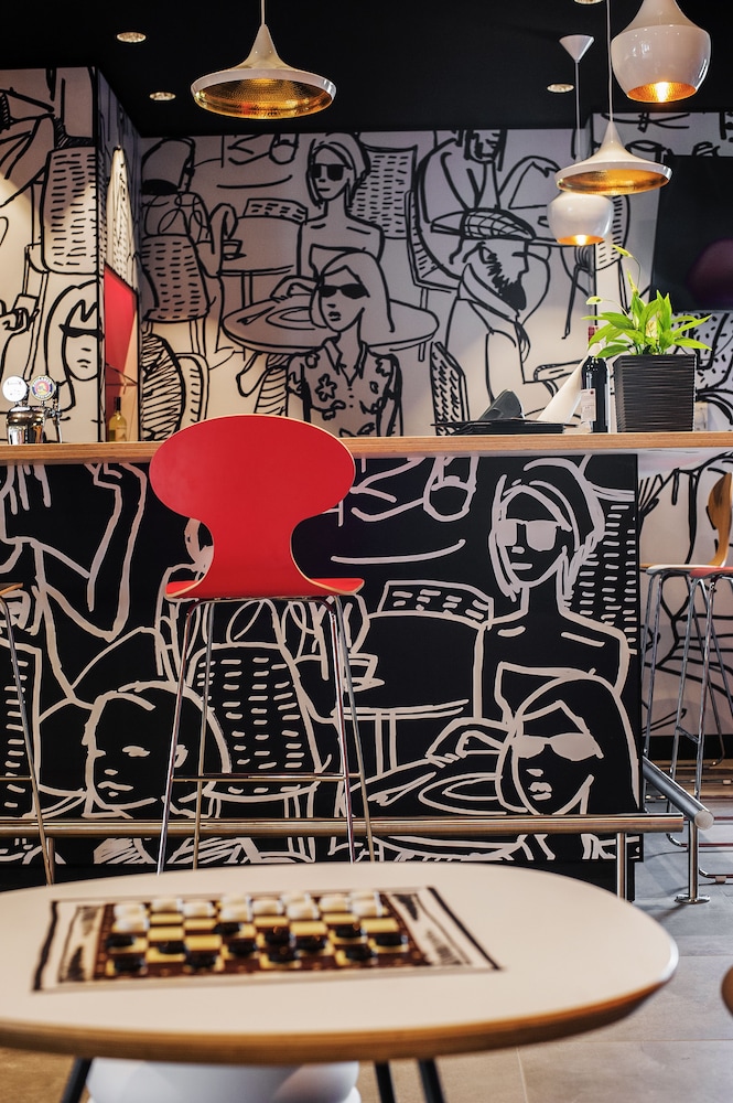 ibis warszawa ostrobramska