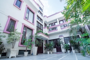 enkay residency v block cyber city