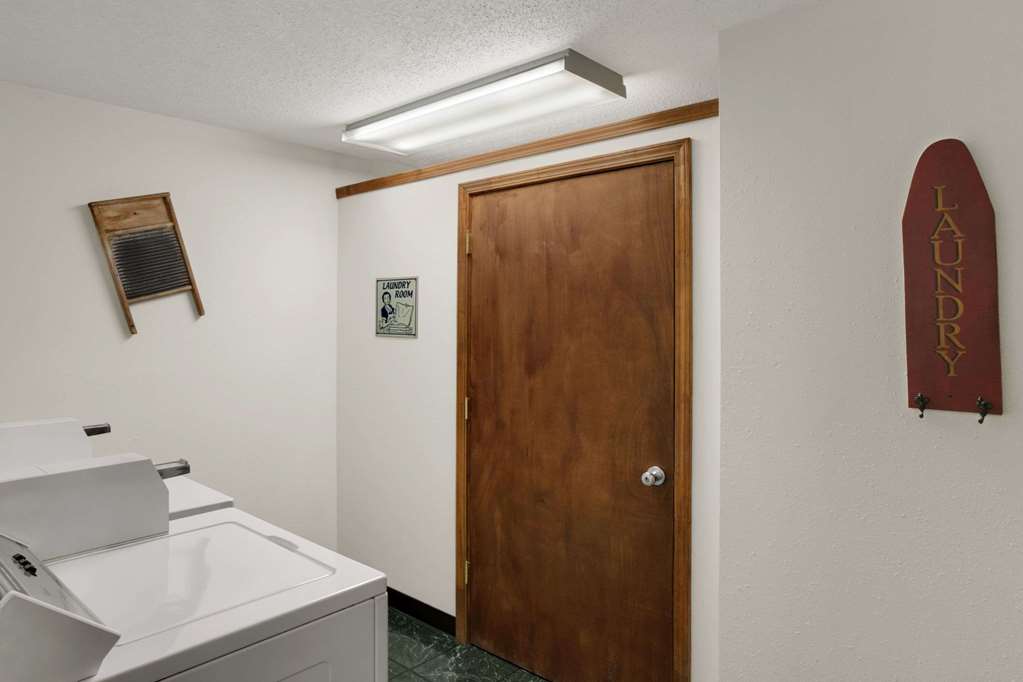 super 8 by wyndham washington