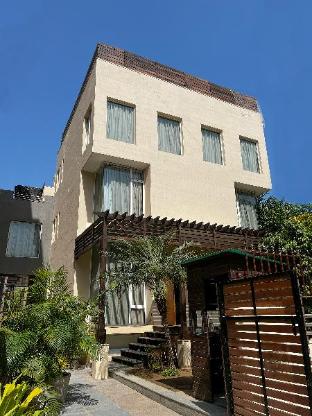 crs inn a premium homestay near cyber hub