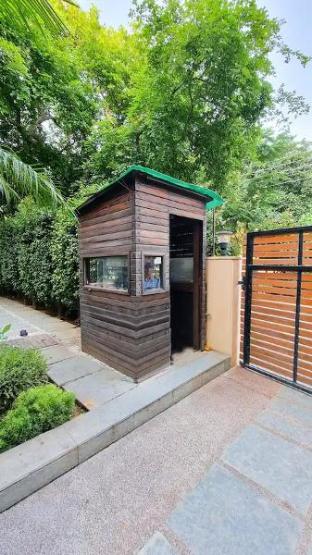 crs inn a premium homestay near cyber hub