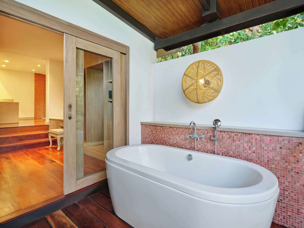 garrya tongsai bay samui