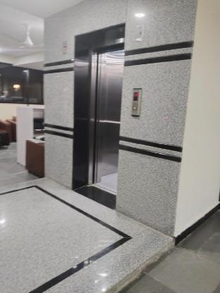 residence retreat service apartments