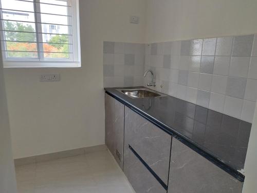 residence retreat service apartments