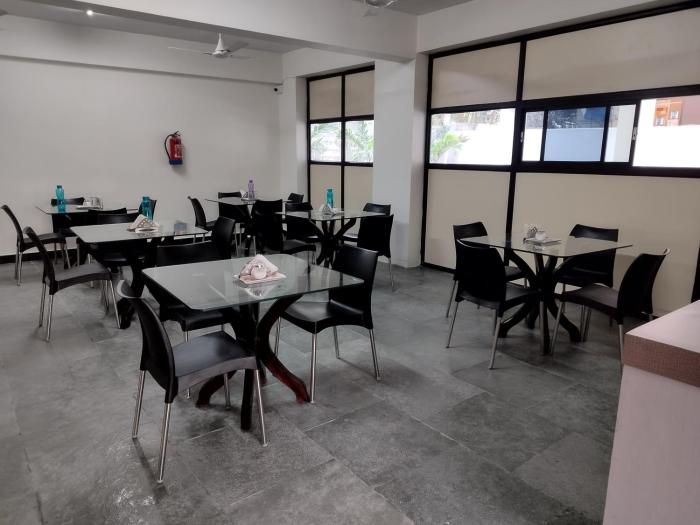 residence retreat service apartments