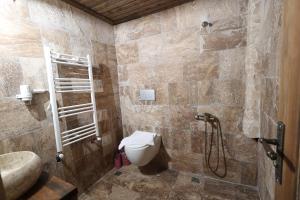 snora cave hotel