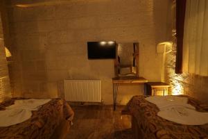 snora cave hotel