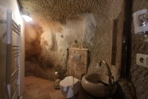 snora cave hotel
