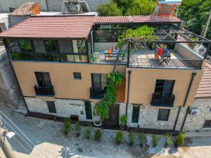 void hotel urla