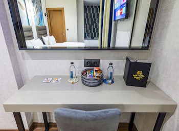 dem hotel premium istanbul airport