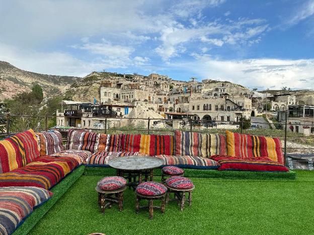 atax cave hotel