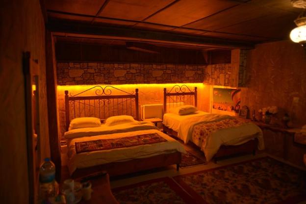 atax cave hotel