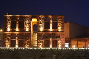 atax cave hotel