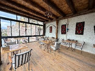 atax cave hotel