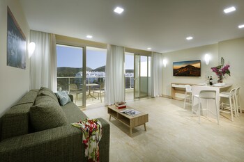 marinell collection palm mar apartments