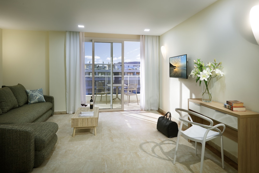 marinell collection palm mar apartments