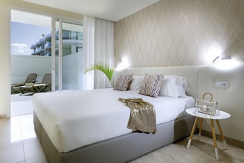 marinell collection palm mar apartments