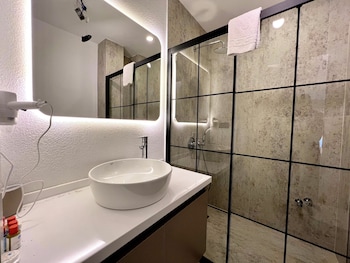 coastline boutique hotel