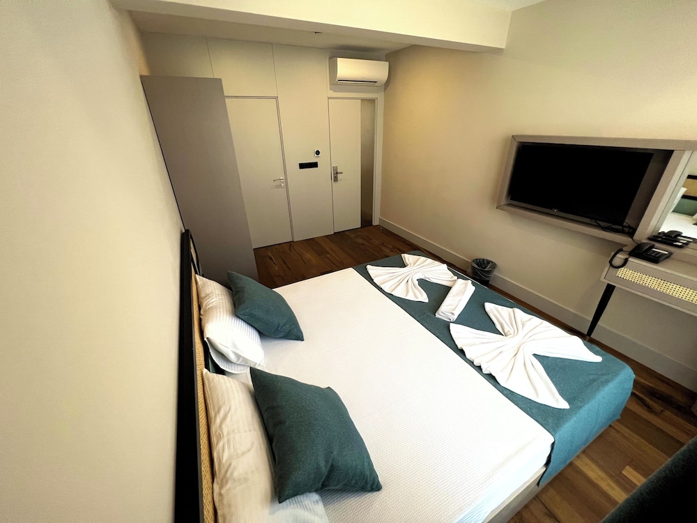 coastline boutique hotel