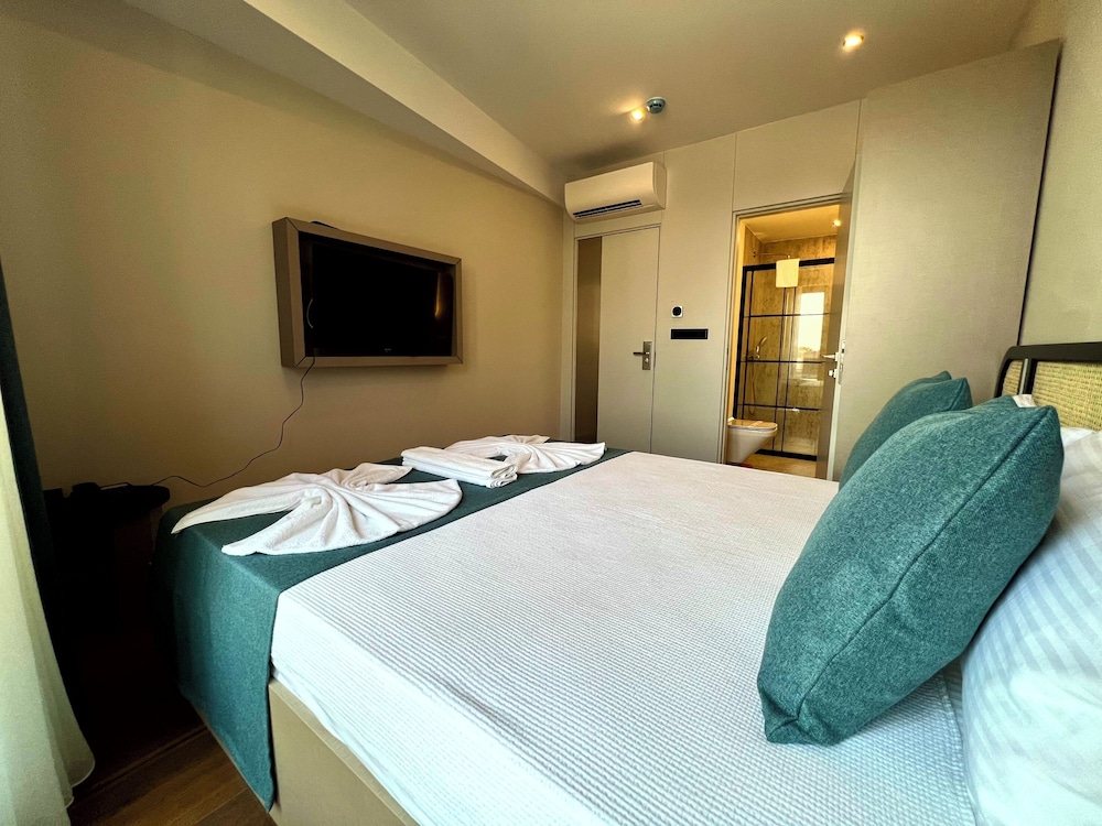 coastline boutique hotel