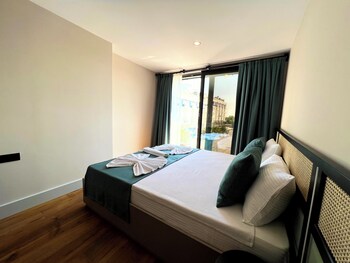 coastline boutique hotel