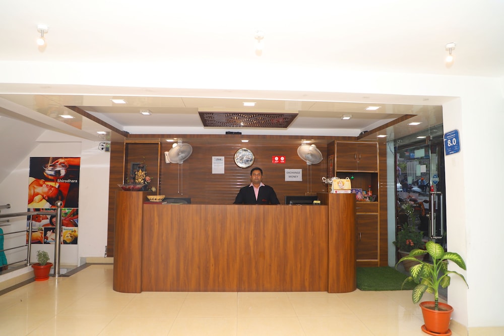 hotel ganesha inn ganga view