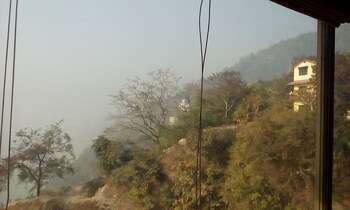 Hotel Ganesha Inn Ganga View,Haridwar>>Dehradun,3 star