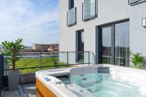 onyx luxury budapest