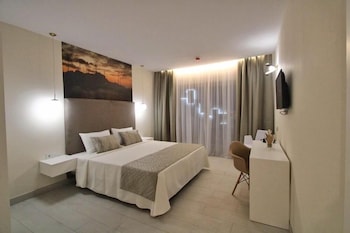 ouril hotel mindelo