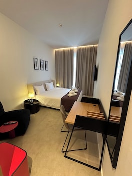 golden lisbon hotel