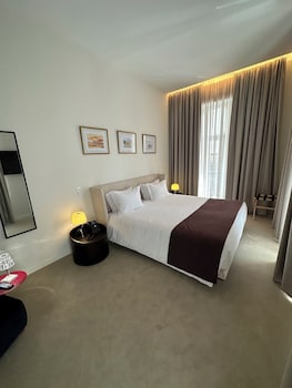 golden lisbon hotel