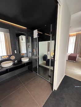 golden lisbon hotel