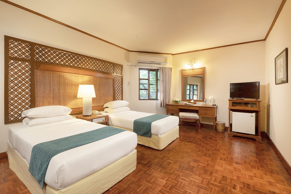 regent chalet regent beach cha am