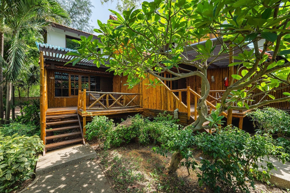 regent chalet regent beach cha am