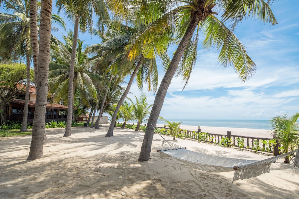 regent chalet regent beach cha am