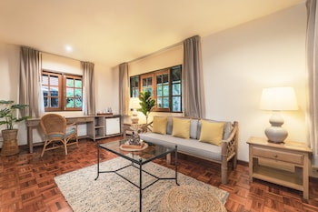 regent chalet regent beach cha am