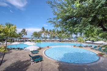 regent chalet regent beach cha am