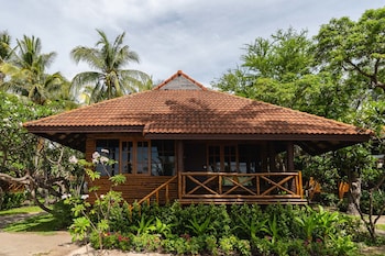 regent chalet regent beach cha am