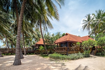 regent chalet regent beach cha am