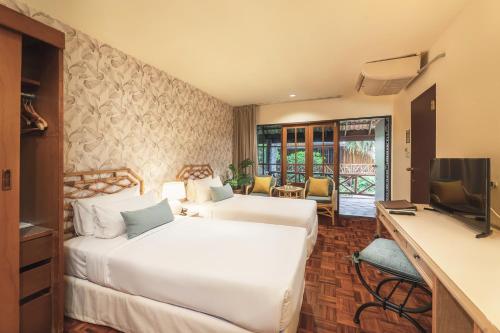 regent chalet regent beach cha am