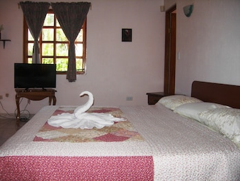 hotel las tres banderas