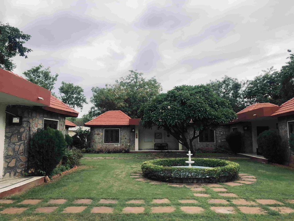 sariska tiger heaven resort