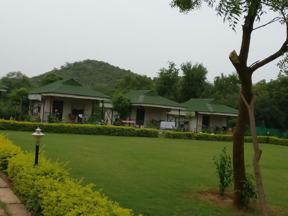 Sariska Tiger Heaven Resort,Alwar>>Ajabgarh,3 star