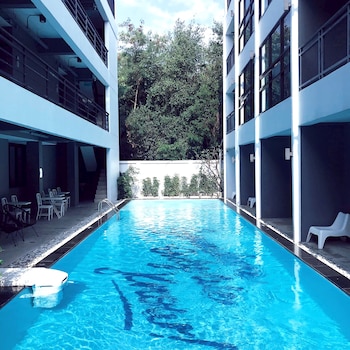 bluemoon hotel